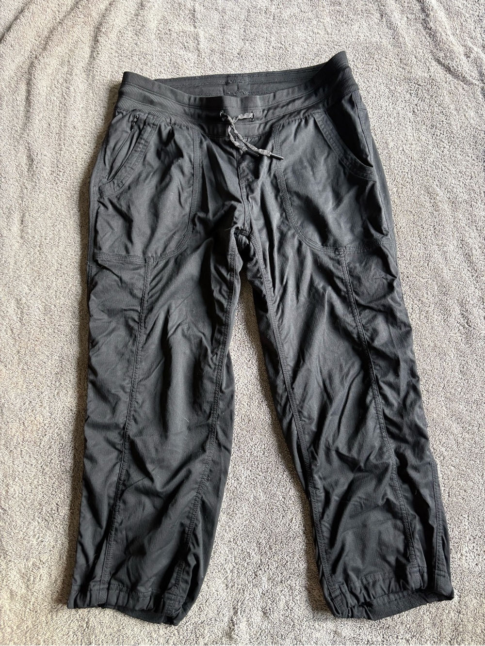 Women’s North Face Aphrodite Charcoal Grey Drawstring Casual Capri Pants